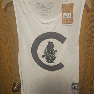 NWT - Women's White Chicago Cubs Tonal Logo Story Tank Top - XXL - $40 MSRP